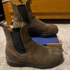 Blundstone high top boots